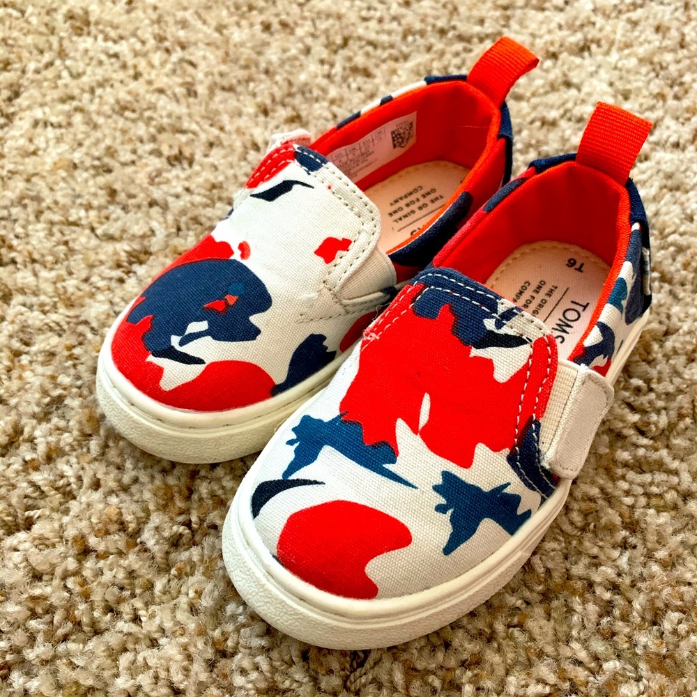 Adorable toddler TOMS, worn once!